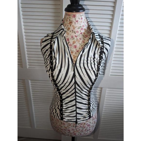 Alberto Malaki sleeveless top - Picture 1 of 6